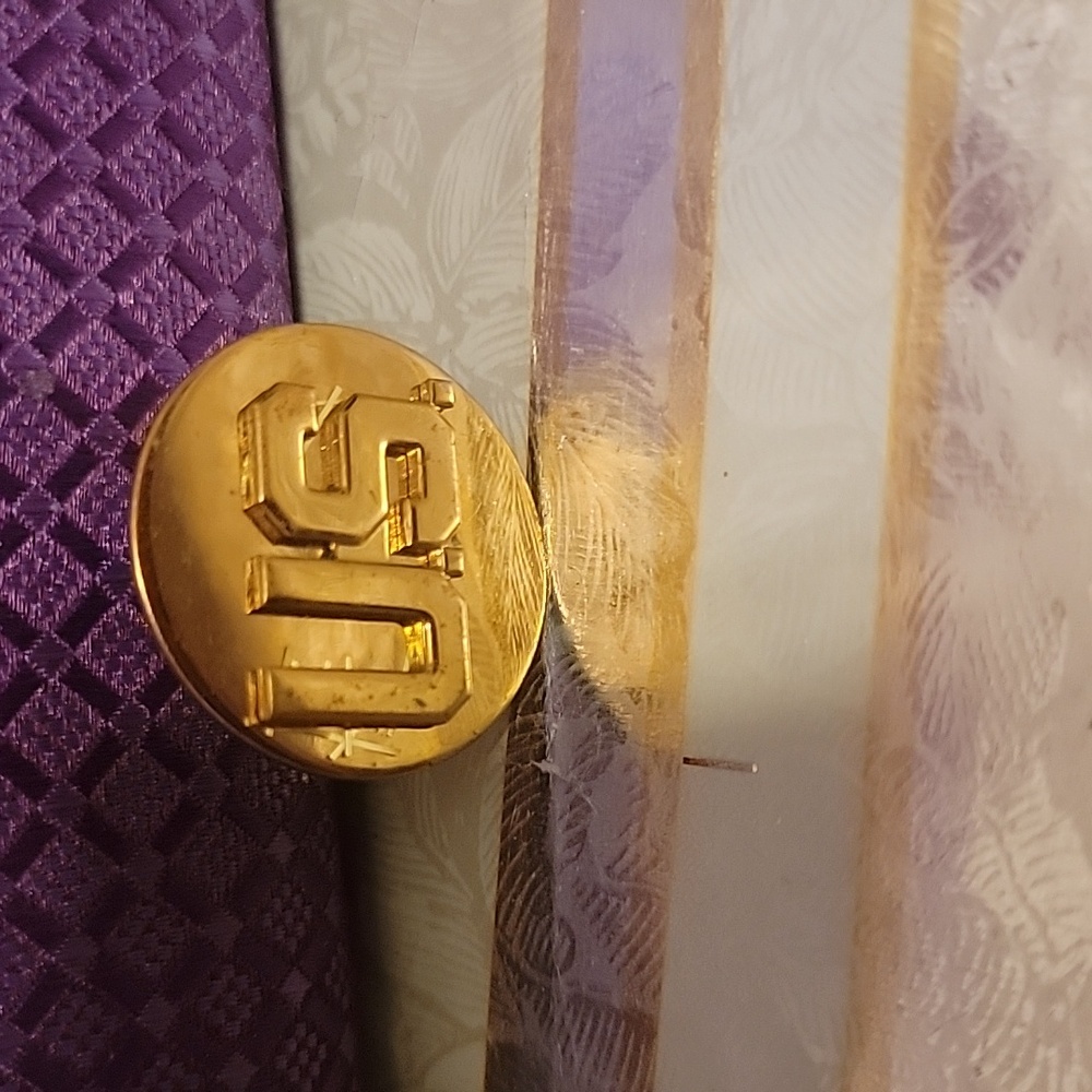 U.S Army Pin - Picture 2 of 3